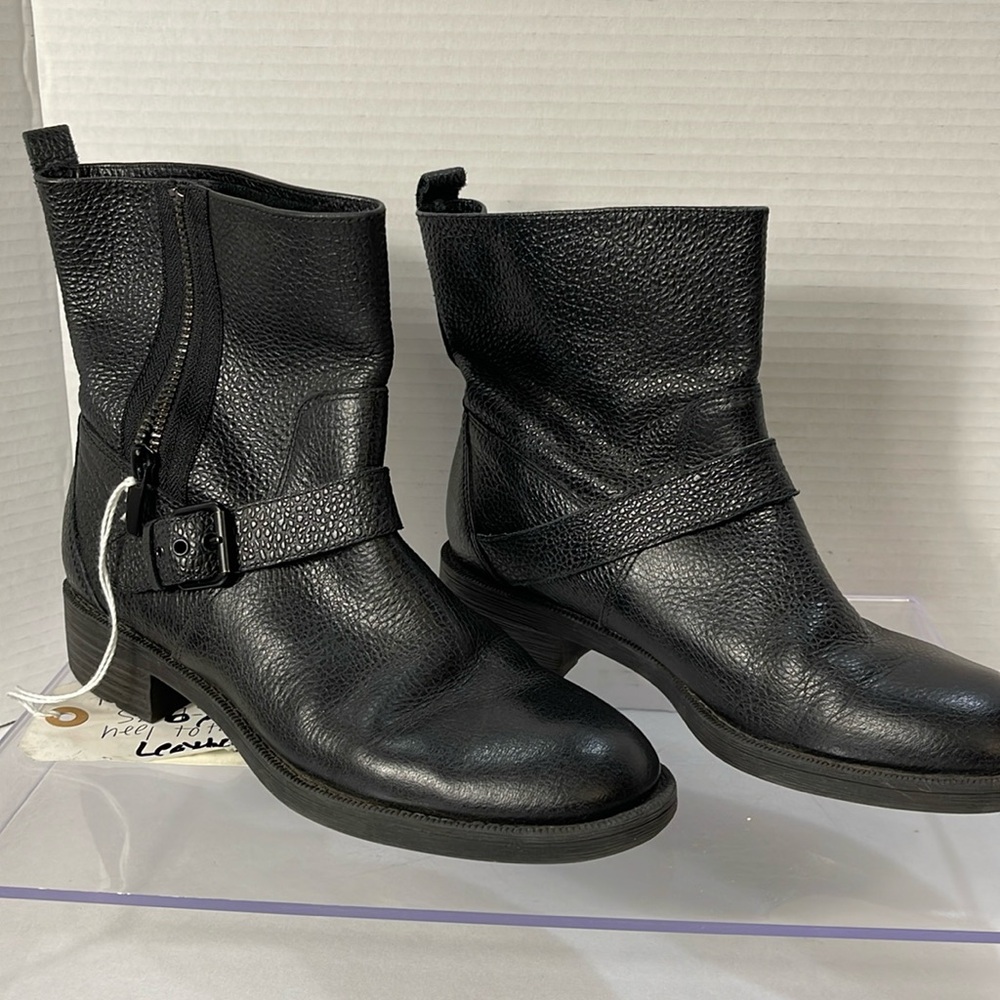 Nine West Size 6 Black NW Hanzil Buckle Bootie Leather with Zipper Biker Boot